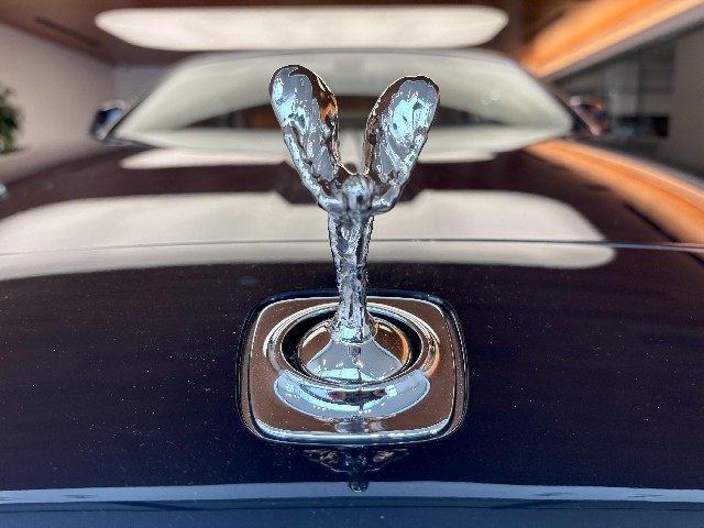 ROLLS ROYCE DAWN 2017 Image 32