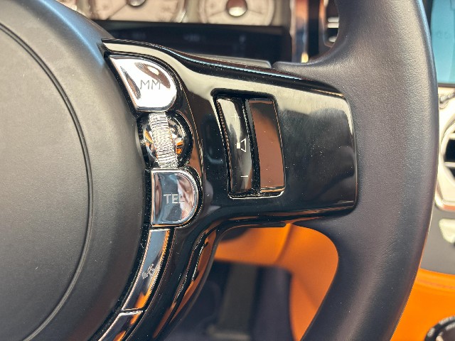 ROLLS ROYCE DAWN 2017 Image 40