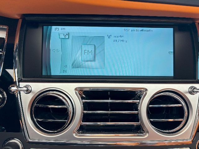 ROLLS ROYCE DAWN 2017 Image 43