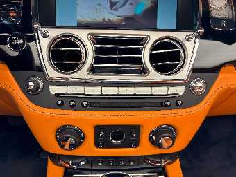 ROLLS ROYCE DAWN 2017 Image 40