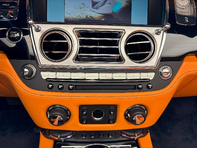 ROLLS ROYCE DAWN 2017 Image 46