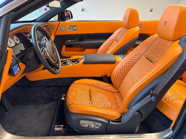 ROLLS ROYCE DAWN 2017 Image 51