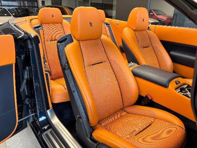 ROLLS ROYCE DAWN 2017 Image 60