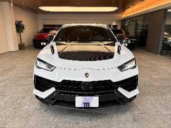 LAMBORGHINI URUS 2024 Image 2