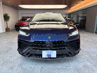 LAMBORGHINI URUS 2023 Image 2