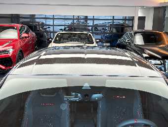 LAMBORGHINI URUS 2023 Image 19