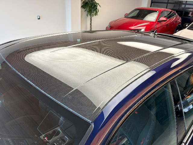 LAMBORGHINI URUS 2023 Image 26