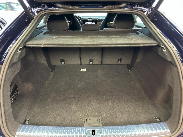 LAMBORGHINI URUS 2023 Image 34