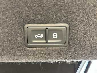 LAMBORGHINI URUS 2023 Image 29