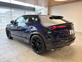 LAMBORGHINI URUS 2023 Image 7