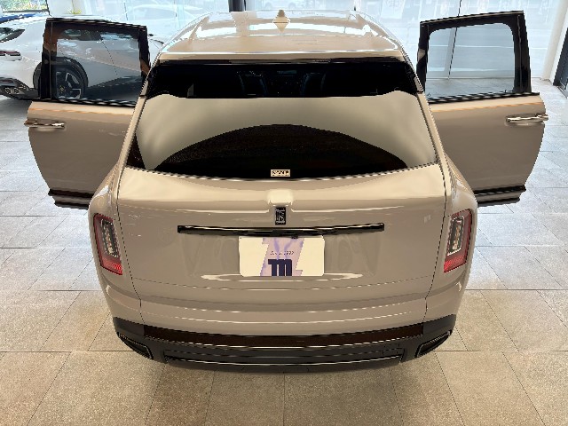 ROLLS ROYCE CULLINAN 2024 Image 20