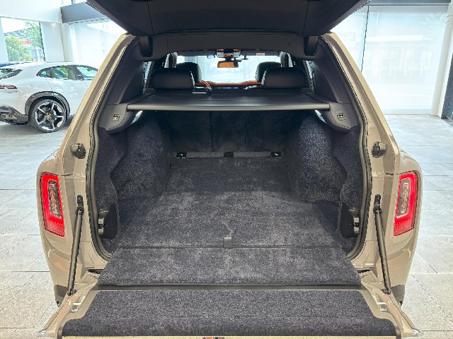 ROLLS ROYCE CULLINAN 2024 Image 33