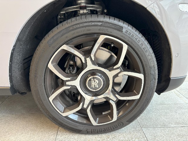 ROLLS ROYCE CULLINAN 2024 Image 63