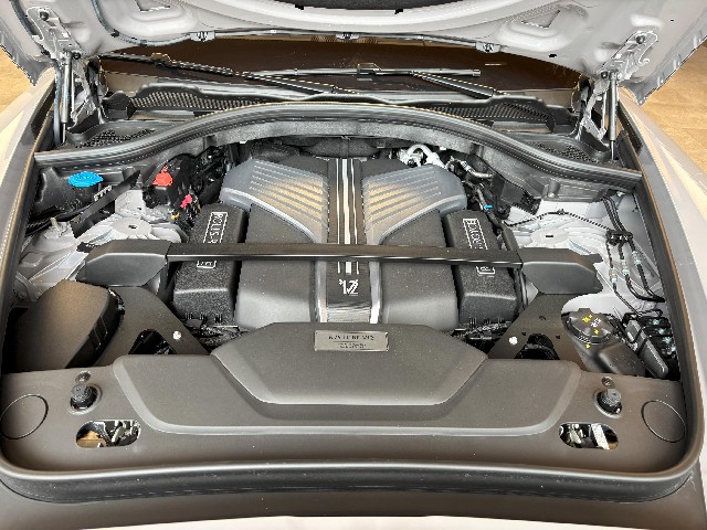 ROLLS ROYCE CULLINAN 2024 Image 64