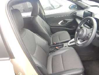 TOYOTA YARIS CROSS 2022 Image 8