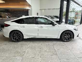 HONDA CIVIC HYBRID 2024 Image 4