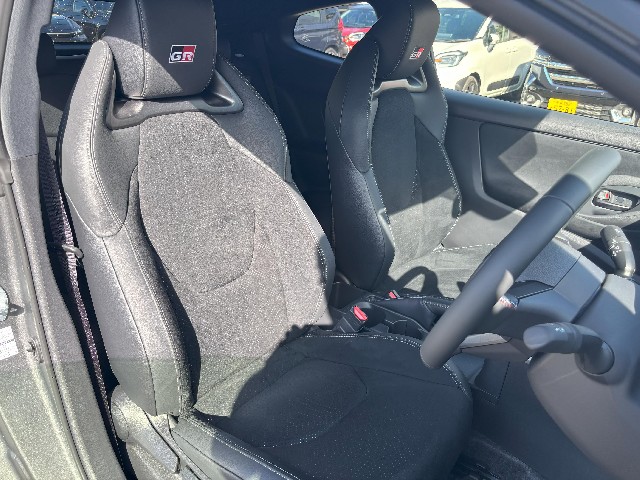TOYOTA GR YARIS 2024 Image 21
