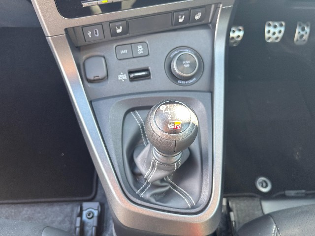 TOYOTA GR YARIS 2024 Image 32