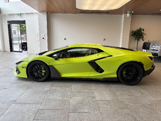 LAMBORGHINI REVUELTO 2024 Image 22