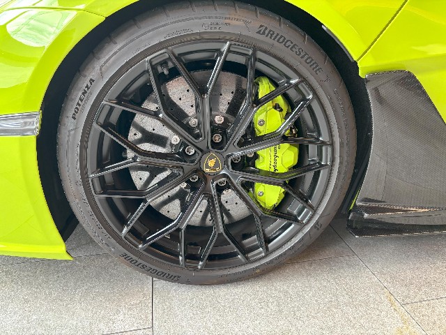 LAMBORGHINI REVUELTO 2024 Image 23