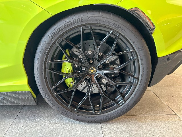 LAMBORGHINI REVUELTO 2024 Image 24