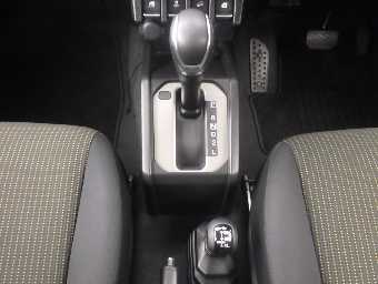 SUZUKI JIMNY SIERRA 2024 Image 9