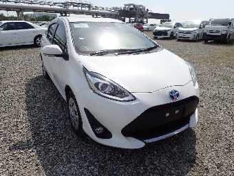 TOYOTA AQUA 2021 Image 6