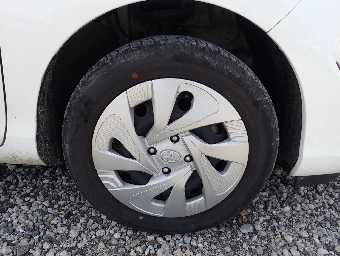 TOYOTA AQUA 2021 Image 13