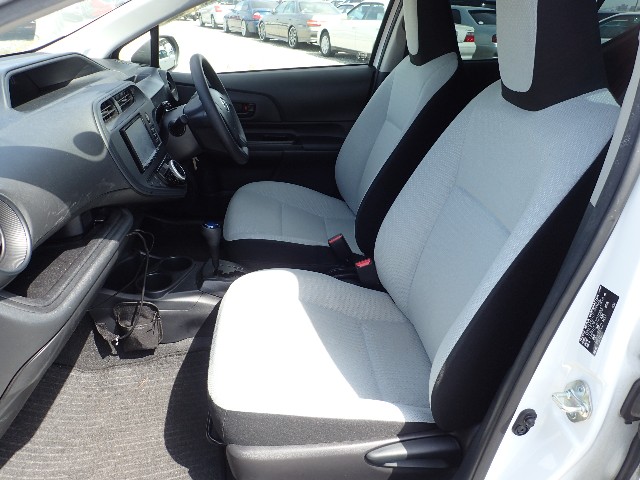 TOYOTA AQUA 2021 Image 38