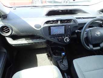 TOYOTA AQUA 2021 Image 32