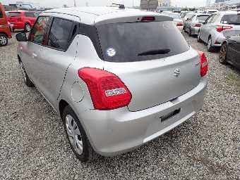 SUZUKI SWIFT 2021 Image 3