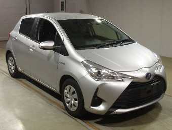 TOYOTA VITZ 2020 Image 3