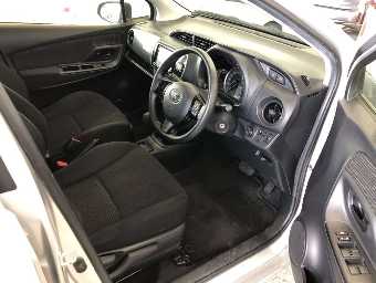 TOYOTA VITZ 2020 Image 5