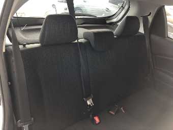 TOYOTA VITZ 2020 Image 7