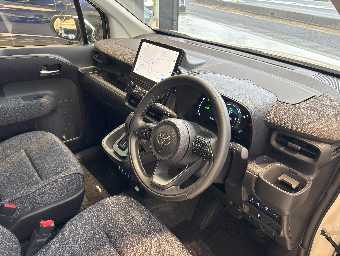TOYOTA SIENTA 2023 Image 15