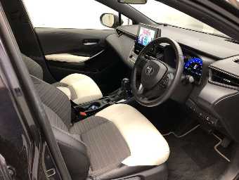 TOYOTA COROLLA TOURING 2020 Image 5