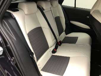 TOYOTA COROLLA TOURING 2020 Image 7