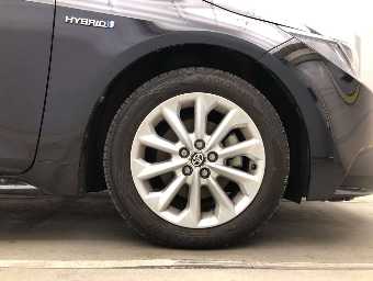 TOYOTA COROLLA TOURING 2020 Image 9