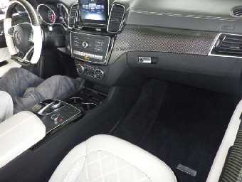 MERCEDES AMG GLE CLASS 2018 Image 5