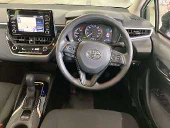 TOYOTA COROLLA TOURING 2020 Image 8