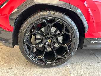 LAMBORGHINI URUS 2023 Image 11