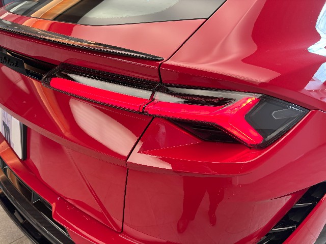 LAMBORGHINI URUS 2023 Image 20
