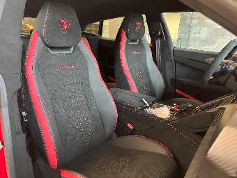 LAMBORGHINI URUS 2023 Image 26