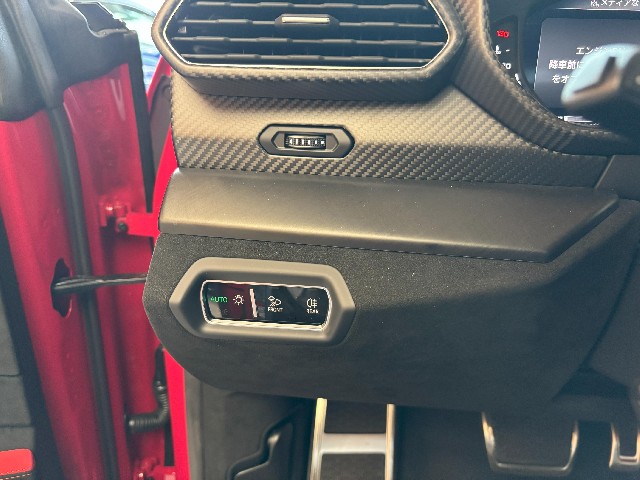 LAMBORGHINI URUS 2023 Image 37