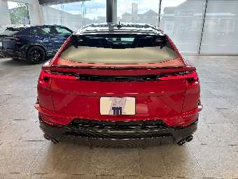 LAMBORGHINI URUS 2023 Image 6