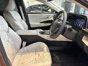 TOYOTA CROWN 2023 Image 16