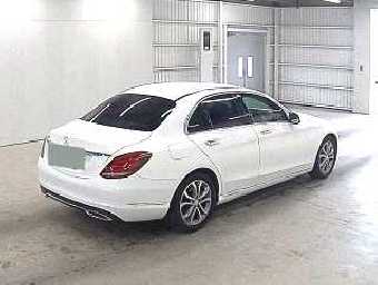 MERCEDES BENZ C CLASS 2015 Image 5