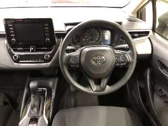 TOYOTA COROLLA TOURING 2020 Image 6