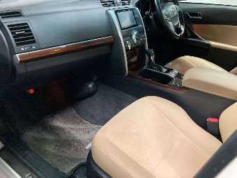 TOYOTA MARK X 2012 Image 12