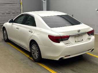 TOYOTA MARK X 2012 Image 4